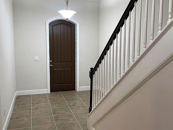 3rd image of 8853 Lakeshore Pointe Dr #1