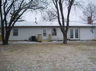 4218 SW Twilight Dr, Topeka, KS 66614