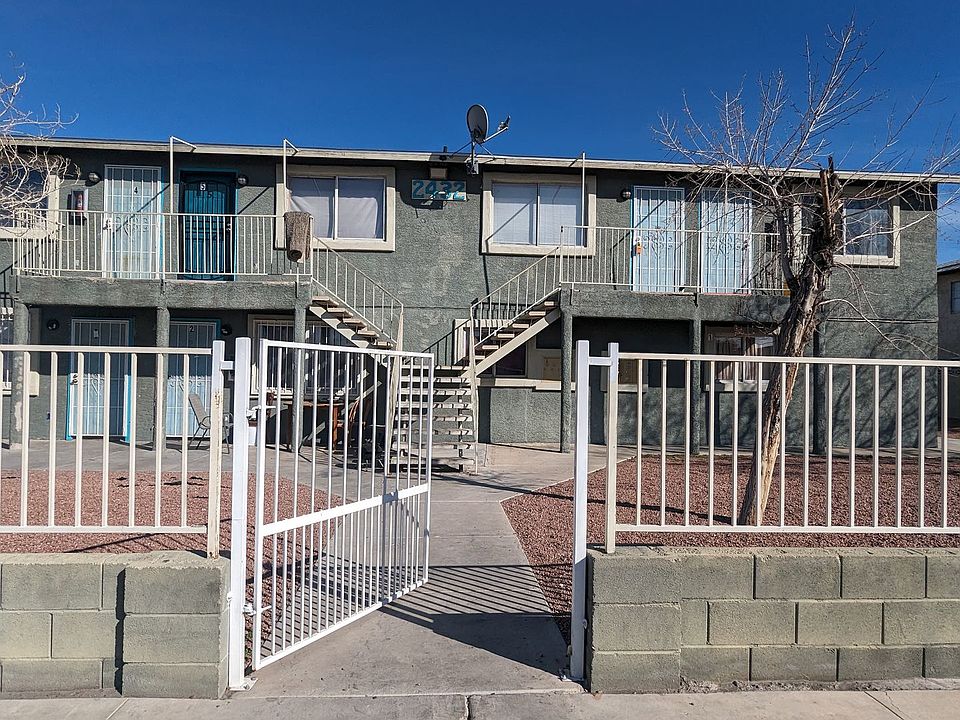 2nd image of 2432 Ellis St APT 3