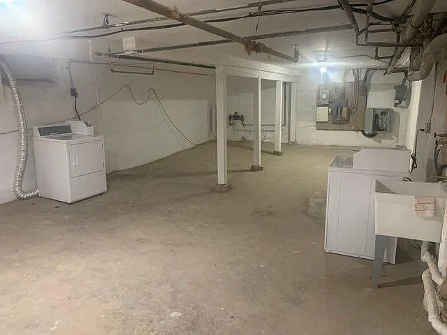 212 E Clifton Ave #10 — Photo 12