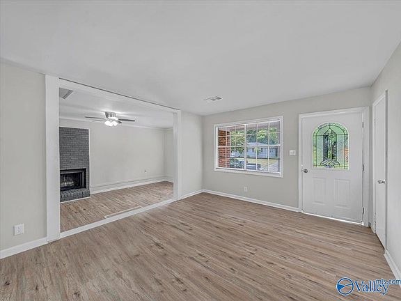 3rd image of 5021 Paden Dr NW