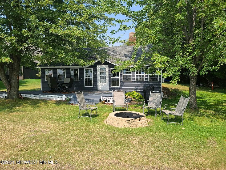 1st image of 24513 Woodland Ln