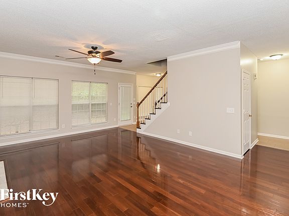 4th image of 7211 Scarlet Runner Dr