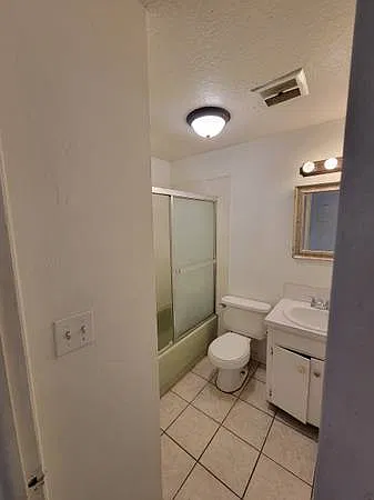 2 bed, 1000 sqft, $895 — Photo 3