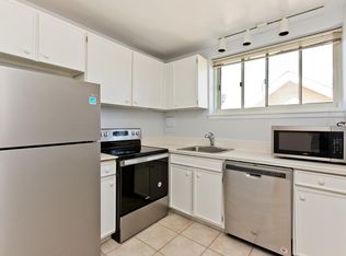 2730 Central St #3DC, Evanston, IL 60201