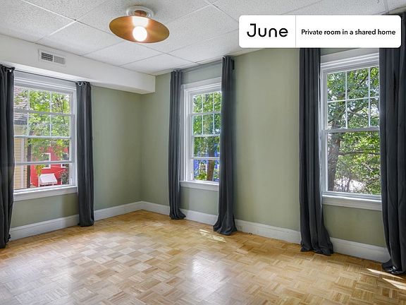 2nd image of 19 Putnam Ave #D