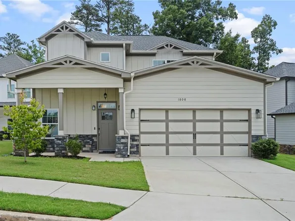 1808 Treymire Ct, Stone Mountain, GA 30088