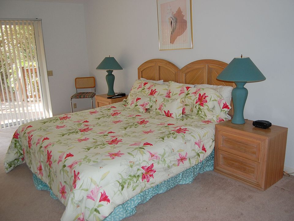 2nd image of 63 N Sea Pines Dr