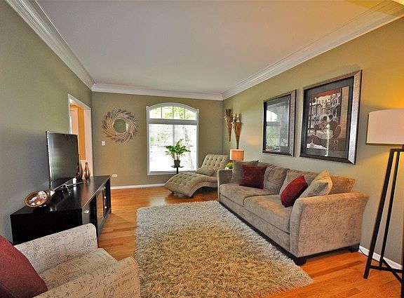 4th image of 24205 W Cropland Dr