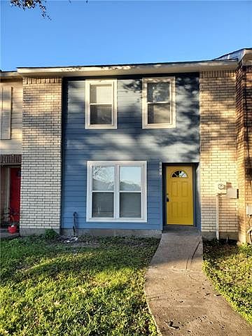 1st image of 2337 Park Place Dr