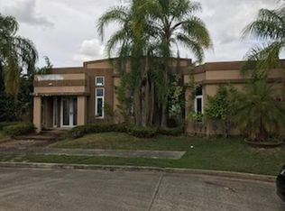31 Calle Violeta, Toa Alta, PR 00953