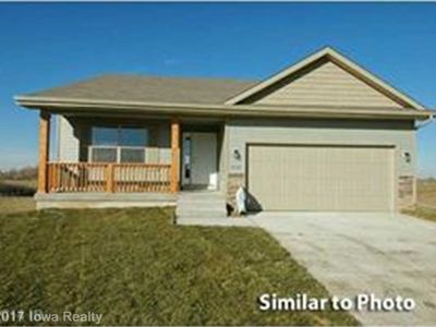 408 Oak Tree Dr, Winterset, IA, 50273