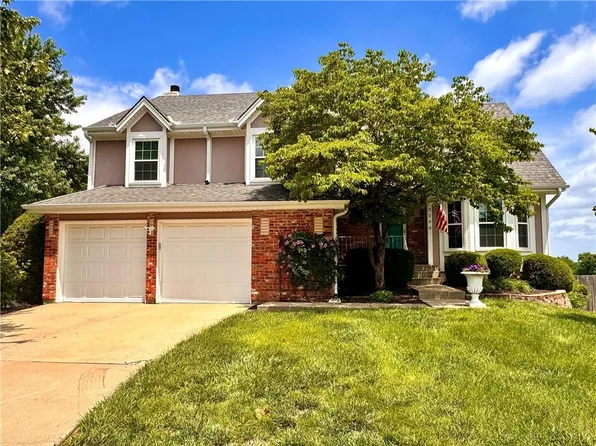 13290 W 113th St, Overland Park, KS 66210