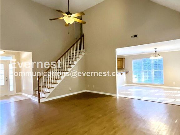 4th image of 5555 Crooked Creek Dr