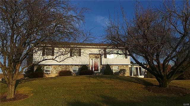 1st image of 7476 Miller Dr