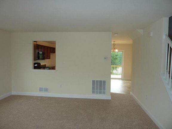 5th image of 111 Cartledge Ln