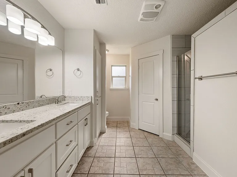 6728 Fair Meadows Dr — Photo 12