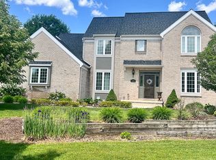 2221 Cheltingham Blvd, Lansing, MI