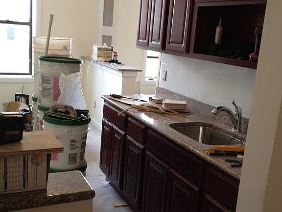 3rd image of 520 Lincoln Pl APT 4D