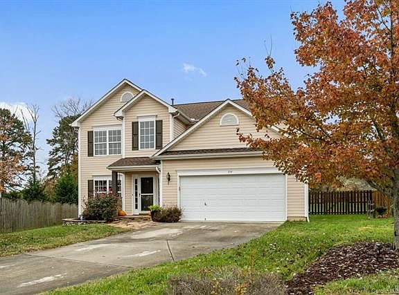 2nd image of 334 Courtland Ct