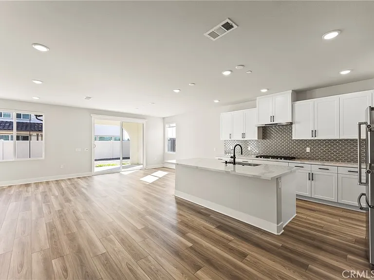 16717 Dara Ave — Photo 10
