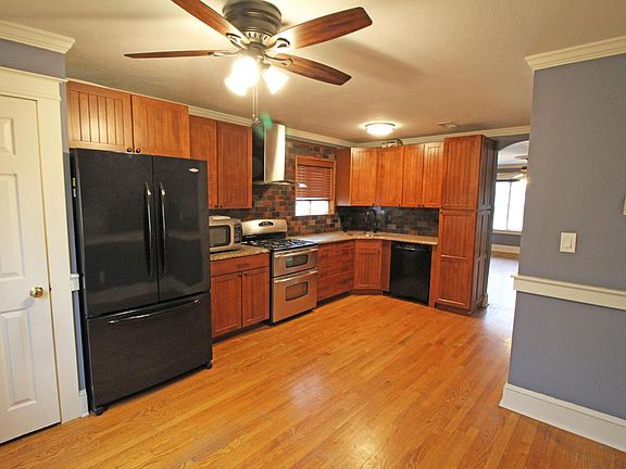 4th image of 207 Butler Ave Unit 1