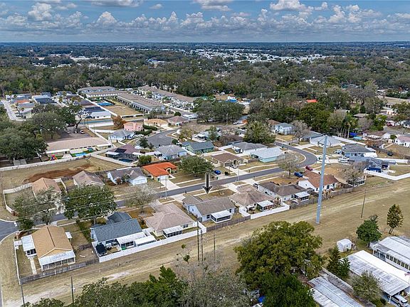 3rd image of 4752 Timber Way