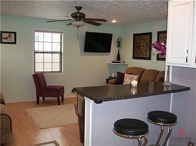 4th image of 6334 Kellum Dr