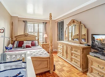 Sold by Robert E. Hill 