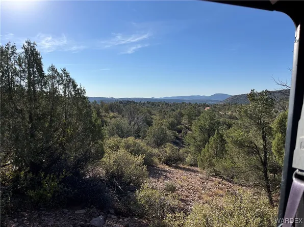 147 N Velvet Antler Rd, Kingman, AZ 86401