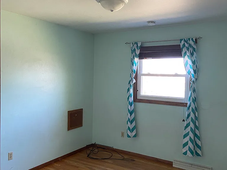 Bedroom 3 (upstairs)