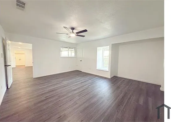 418 Clover Ln — Photo 9