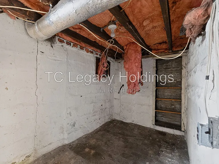 200 Reeves Ave — Photo 33