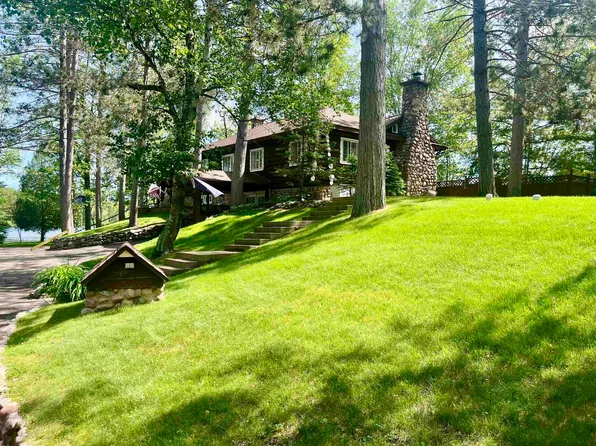 15670 S Big Island Lake Ln, Mountain, WI 54149