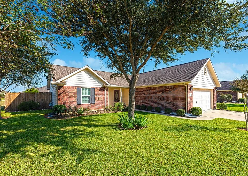 243 S Lantana Cir, Sealy, TX 77474 Zillow