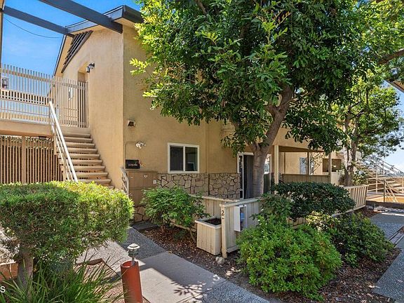 3rd image of 385 Cliff Dr APT 8