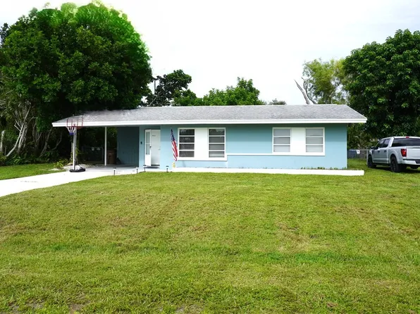 5211 Tower Dr, Cape Coral, FL 33904