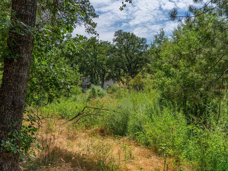 22nd image of Sutter Creek Rd