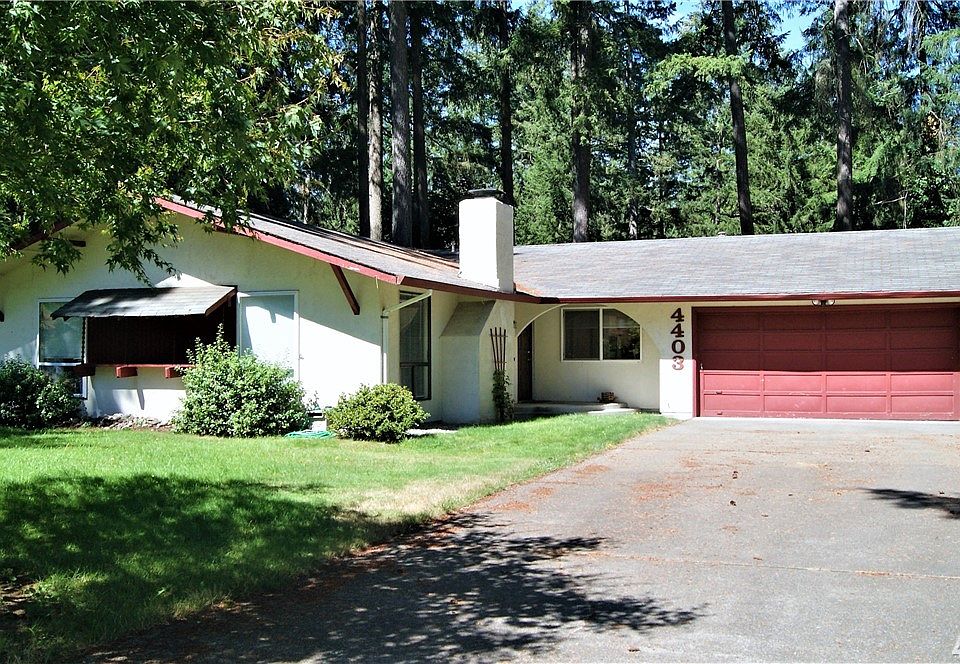 1st image of 4403 Clearwater Dr SE