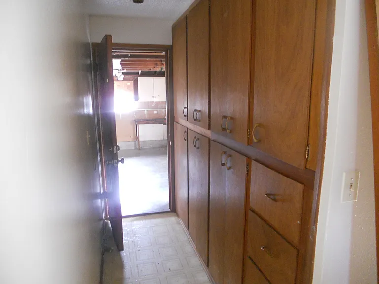 213 N Washington St — Photo 9