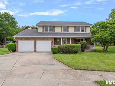 900 Monarch Dr, Chatham, IL, 62629