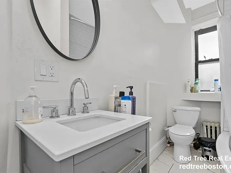 868 Huntington Ave #4 — Photo 5