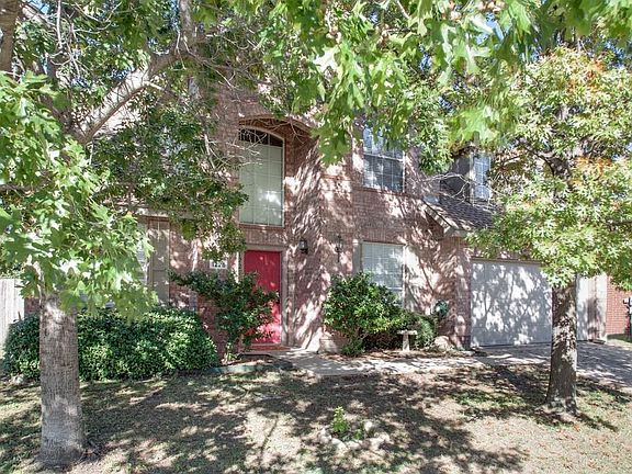 3rd image of 1225 Ottawa Ln
