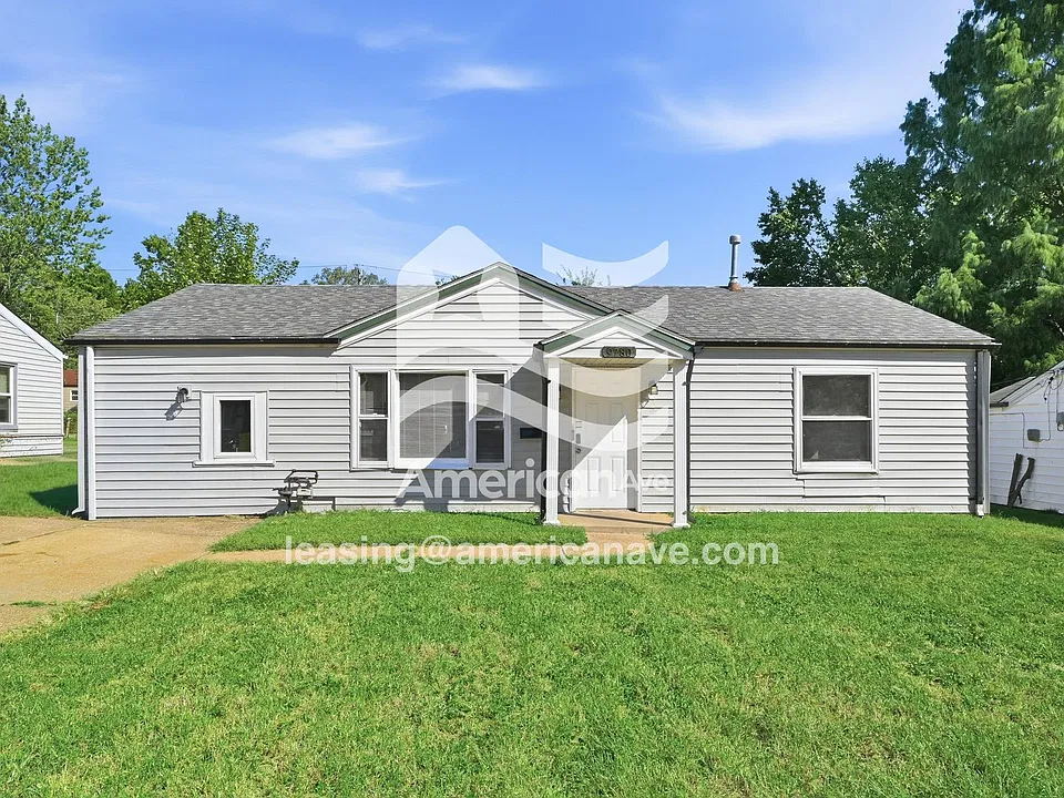 9780 Dennis Dr