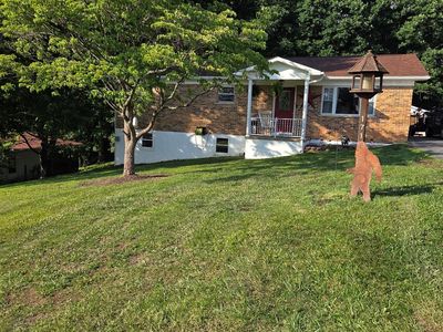 171 Roop Dr, Mount Hope, WV, 25880