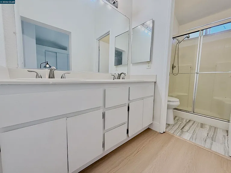 1746 Highland Cir — Photo 21