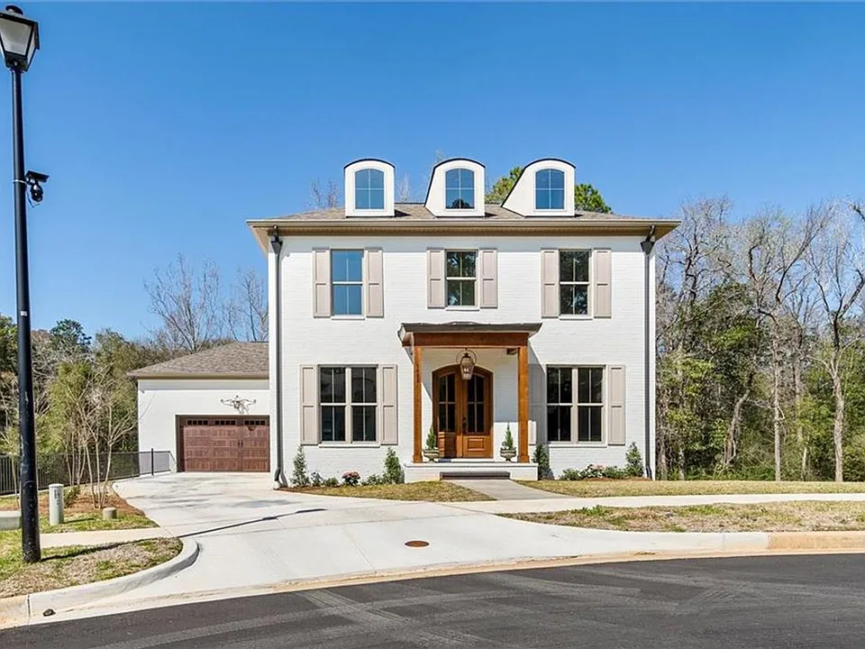 5488 Hilltop Dr