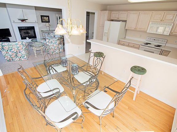 5th image of 414-15B Albemarle Blvd