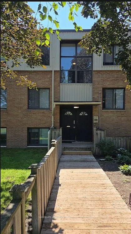 2 bed, $2,400 — Photo 2