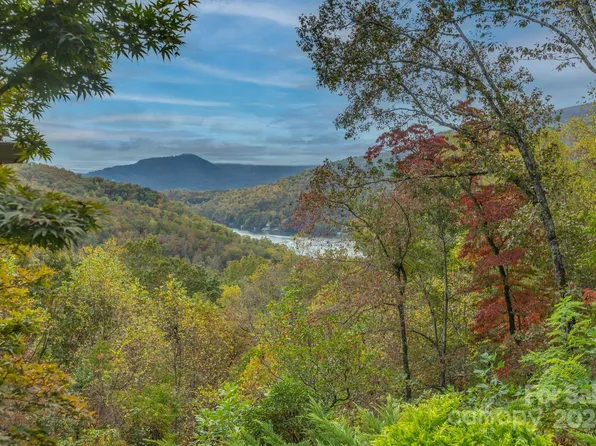 741 South Dr, Lake Lure, NC 28746